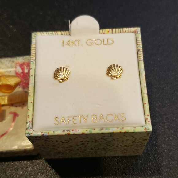 Baby Gold Jewelry - Baby Gold 14k gold seashell earrings